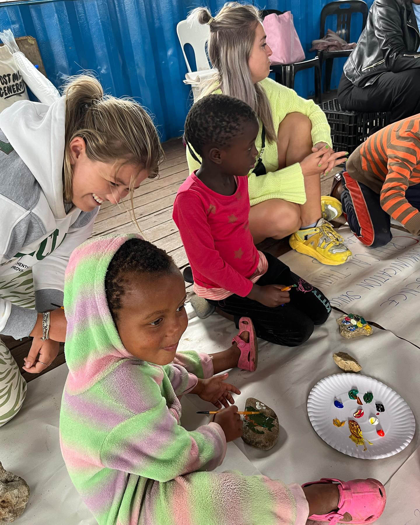 2B55BB1F-90C6-40C4-A497-3CA28793EA05